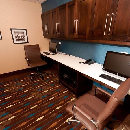 Hampton Inn & Suites East Gate Regina Buitenkant foto