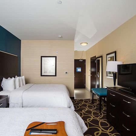 Hampton Inn & Suites East Gate Regina Buitenkant foto