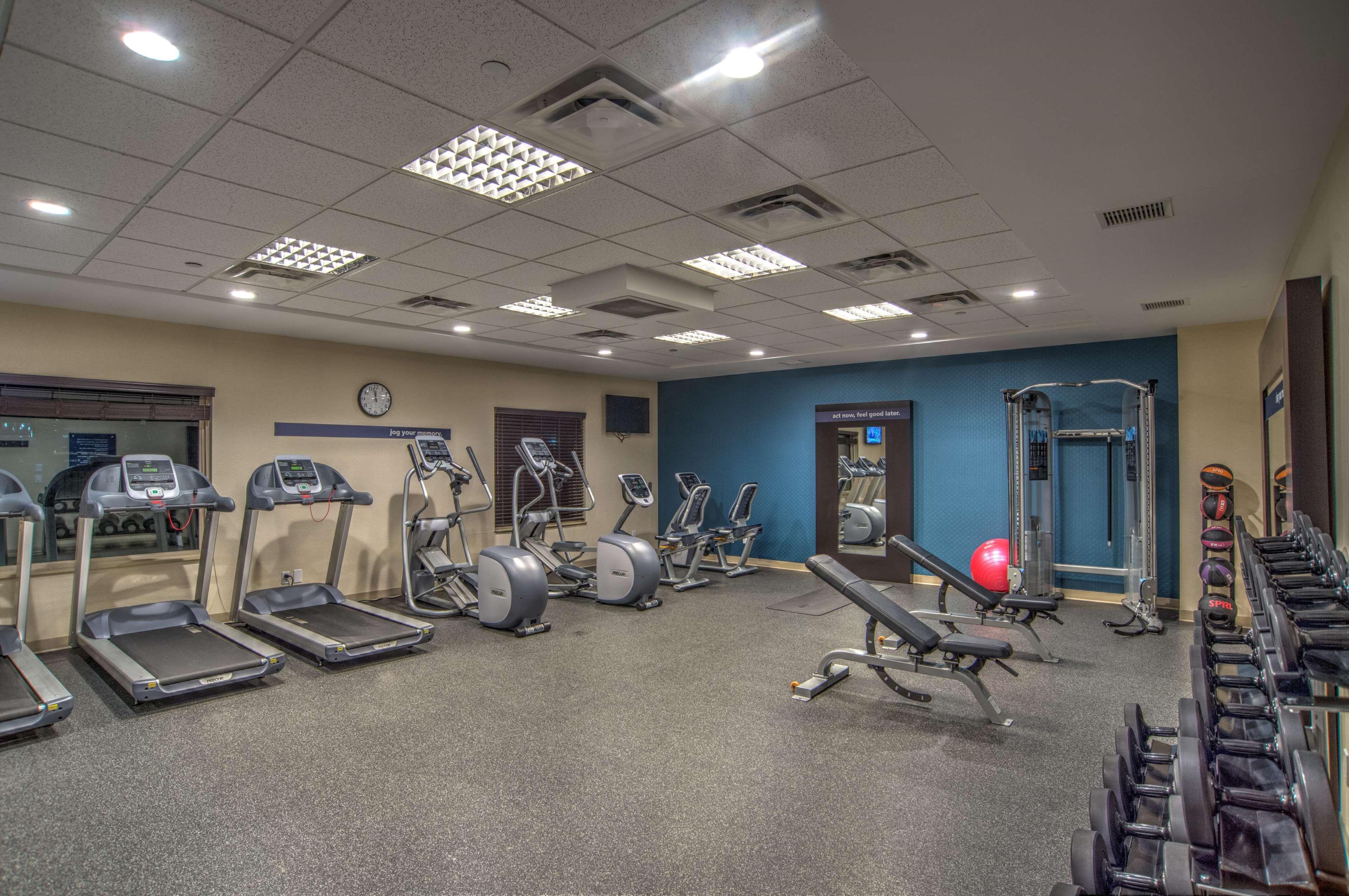 Hampton Inn & Suites East Gate Regina Buitenkant foto