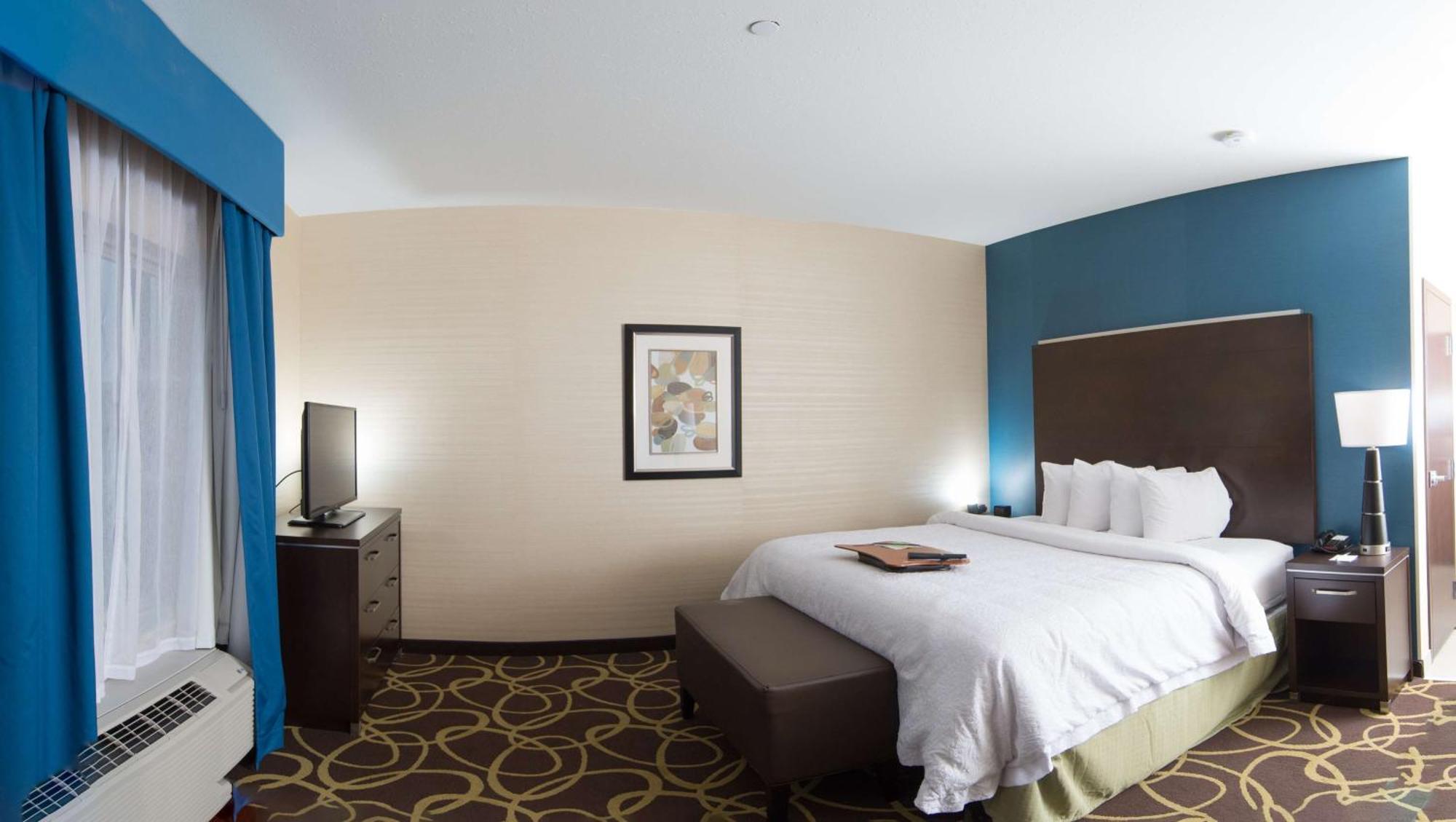 Hampton Inn & Suites East Gate Regina Buitenkant foto